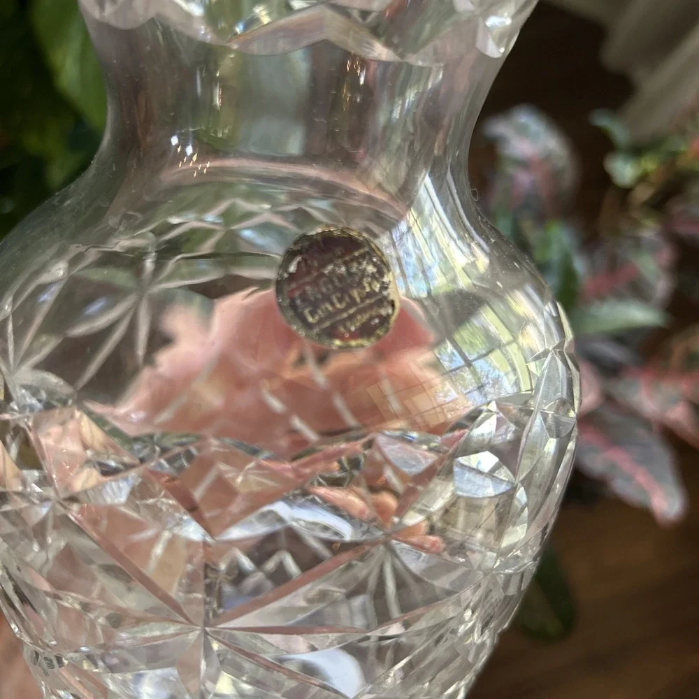 VTG Large English Cut Crystal Vase Made in England 9.25